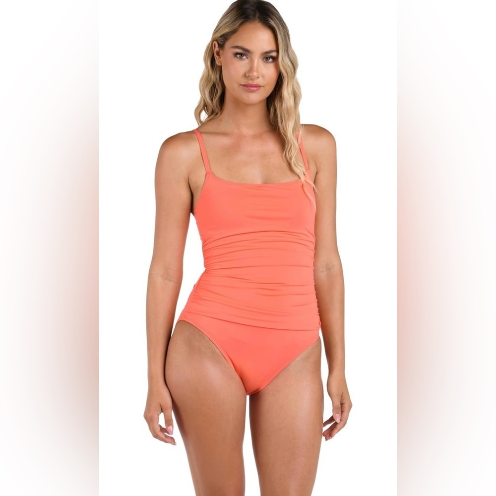 La Blanca Women's One Piece Swimsuit Island Goddess Shirred Side Bathing Suit